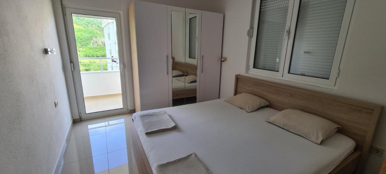 Guest House Ugljevarevic Budva Eksteriør bilde