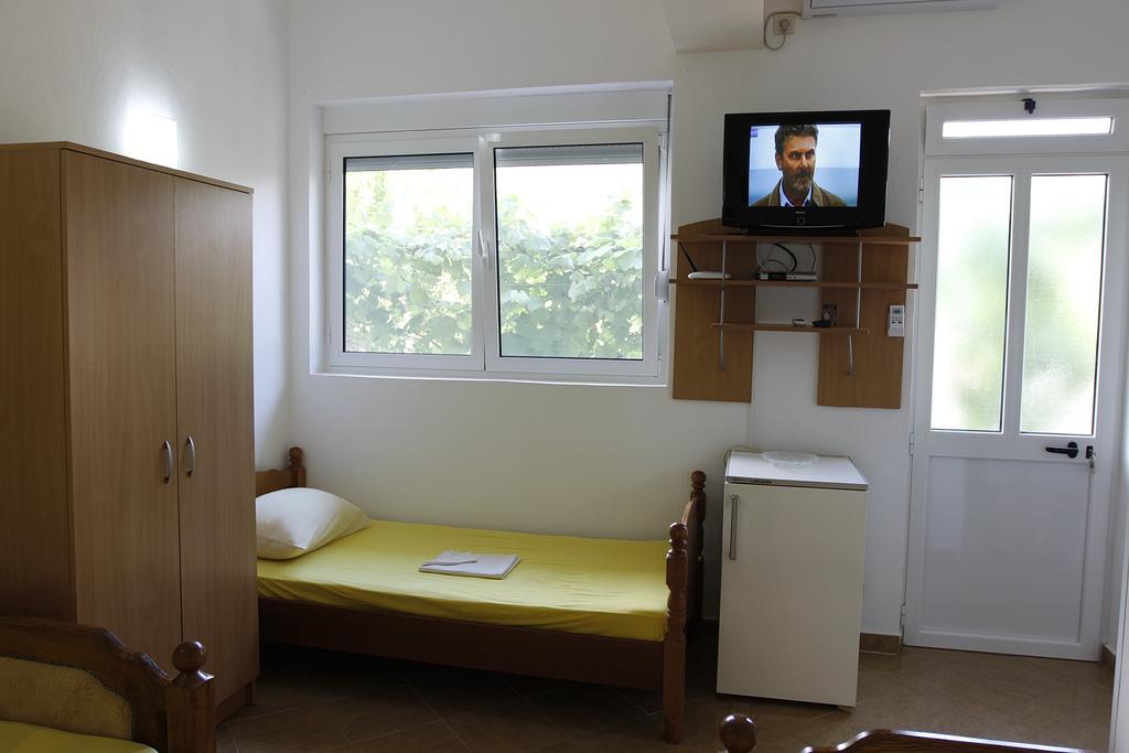 Guest House Ugljevarevic Budva Eksteriør bilde
