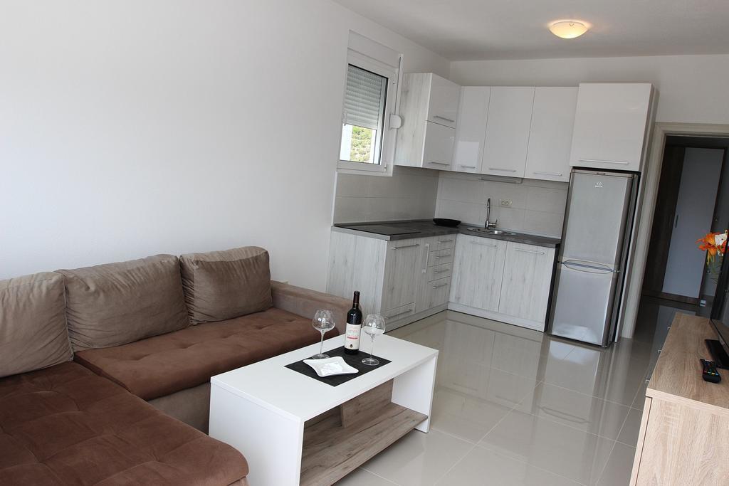 Guest House Ugljevarevic Budva Eksteriør bilde