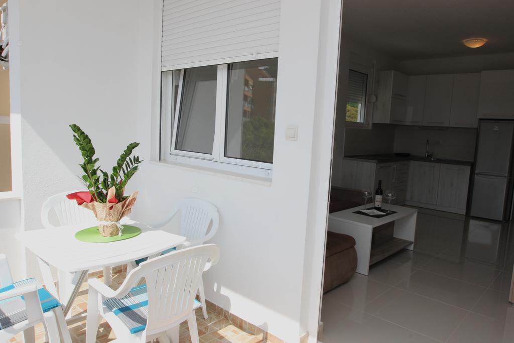 Guest House Ugljevarevic Budva Eksteriør bilde