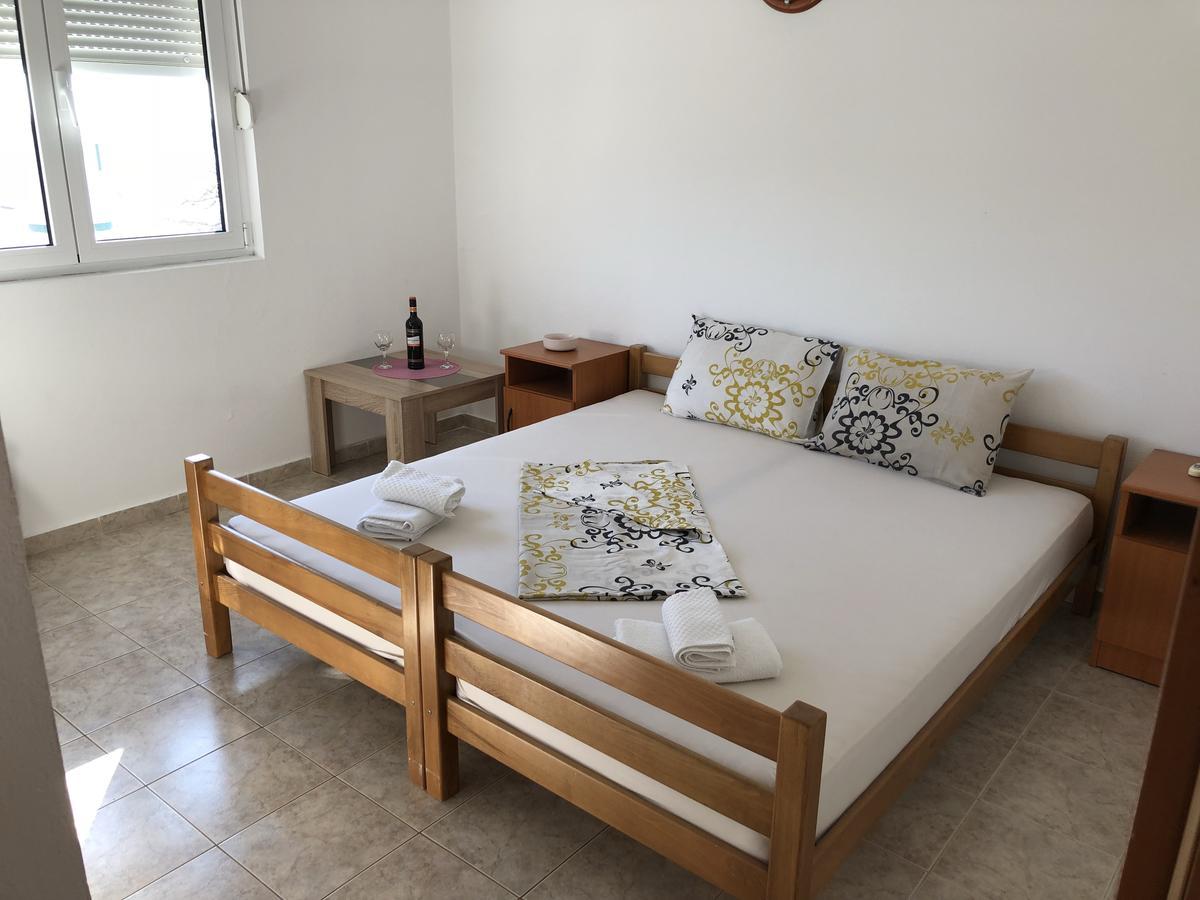 Guest House Ugljevarevic Budva Eksteriør bilde