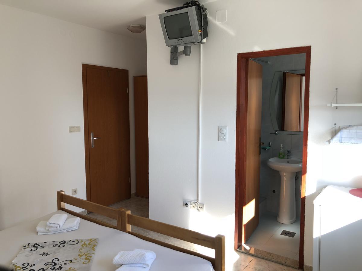 Guest House Ugljevarevic Budva Eksteriør bilde